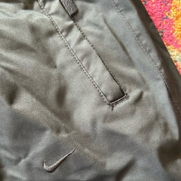 Nike | Women’s Black Nike Golf Storm Fit Pull On Rain Pants, Snap Hem, size M - Picture 8 of 15
